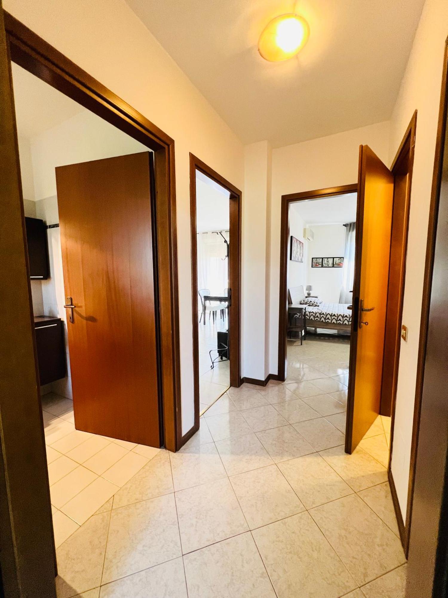Very Big With 2 Balcony In Navigli District Appartement
